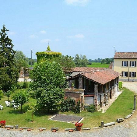 Agriturismo Fiamberta Bed & Breakfast Certosa di Pavia Dış mekan fotoğraf
