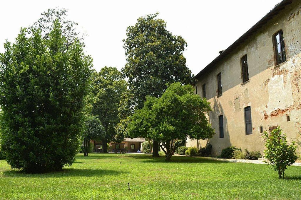 Agriturismo Fiamberta Bed & Breakfast Certosa di Pavia Dış mekan fotoğraf