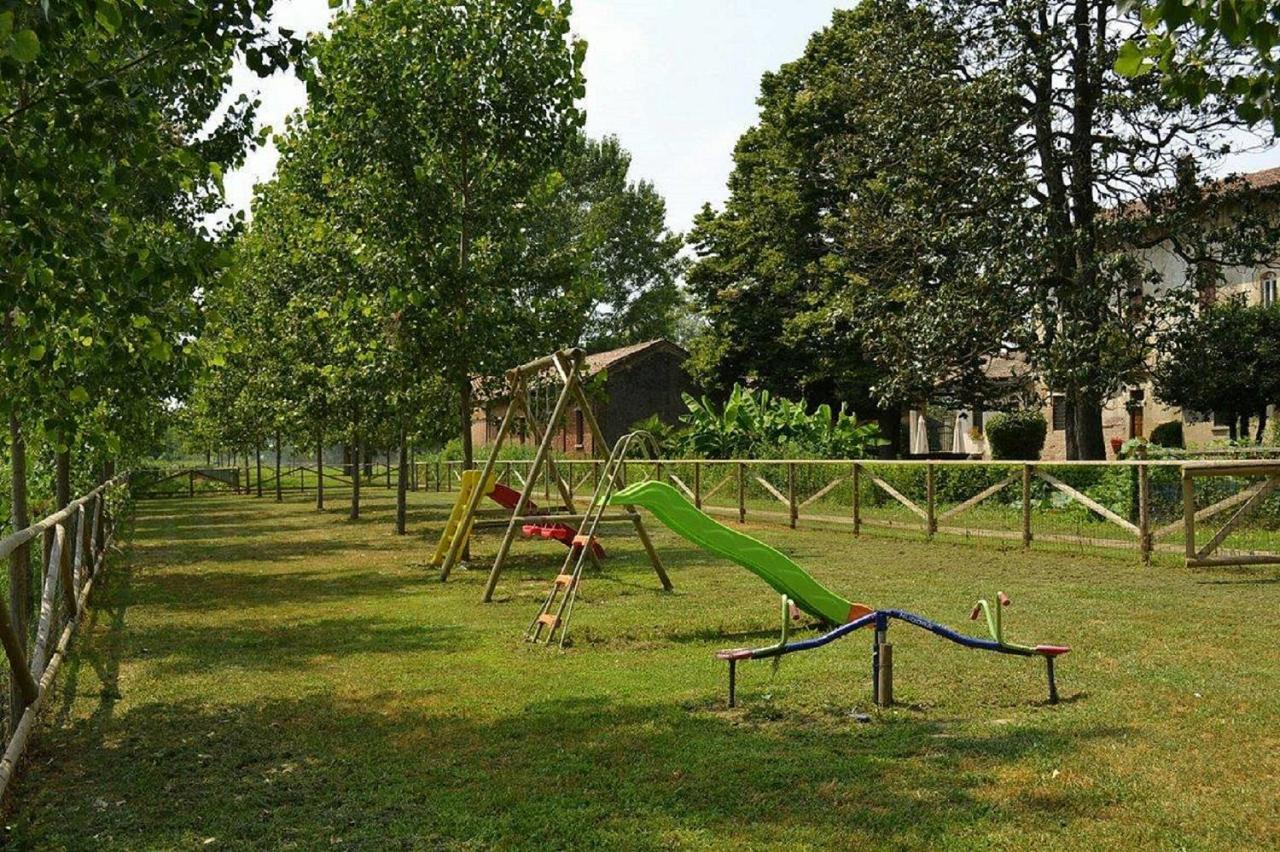 Agriturismo Fiamberta Bed & Breakfast Certosa di Pavia Dış mekan fotoğraf